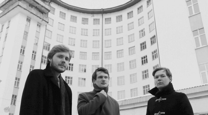 Перемотка: A Russian Post-Punk Rewind Перемотка группа_Peremotka Russian band.jpg